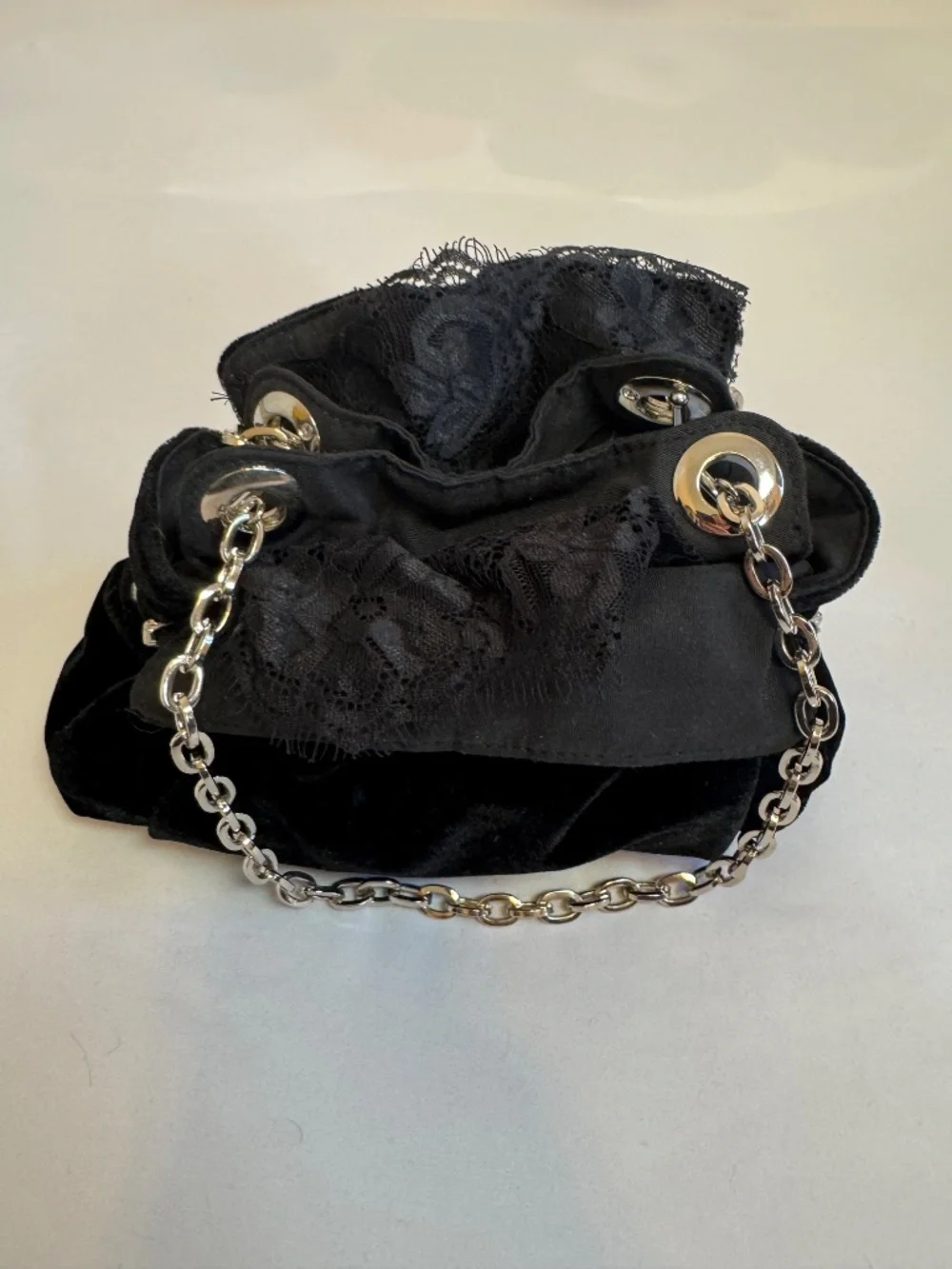 White House Black Market black velvet evening cocktail purse - Picture 6 of 6